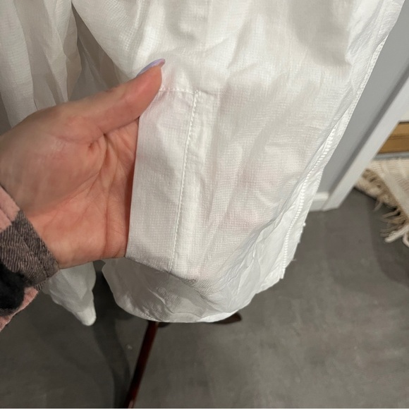 Peach White Activewear Mitsu‎ Jacket with Hood and Lightweight Design Small - Picture 8 of 10